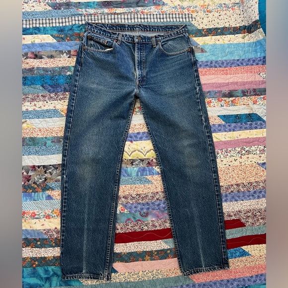 Vintage Levi’s 505 Jeans - Picture 5 of 7
